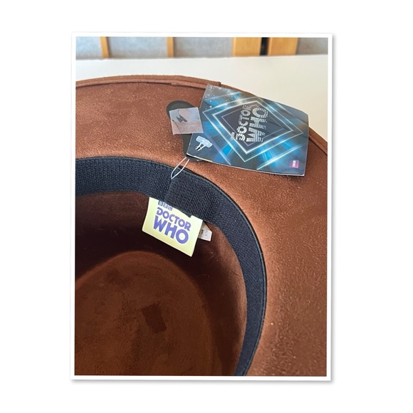 Dr. Who - Fourth Doctor Hat - Picture 8 of 11